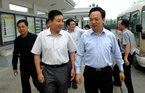 常州市副市長高清來上上集團(tuán)視察